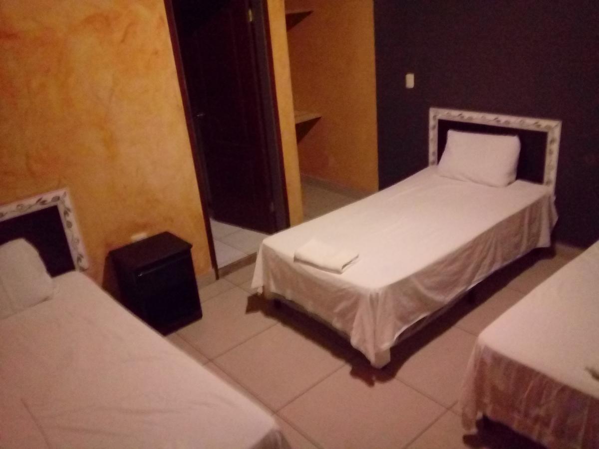 Hotel Escalon Санта-Роса-де-Копан Экстерьер фото