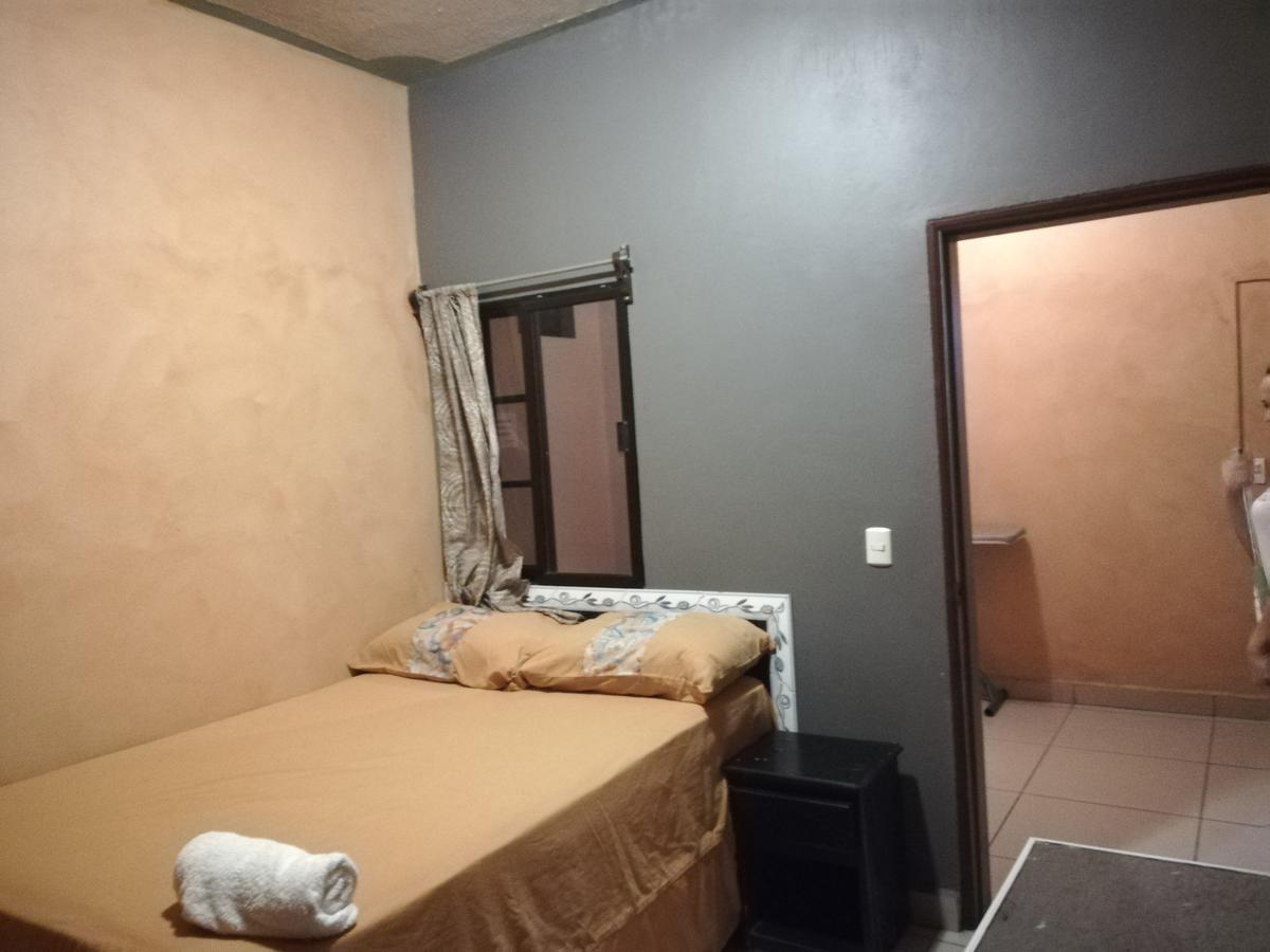 Hotel Escalon Санта-Роса-де-Копан Экстерьер фото